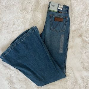 Wrangler bell bottom jeans